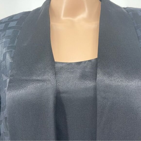 R & M Richards by Karen Kwong Two in One Long Light Cardigan/ Top Black Size 16 - Picture 3 of 7